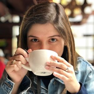 Meet your Posher, Karina